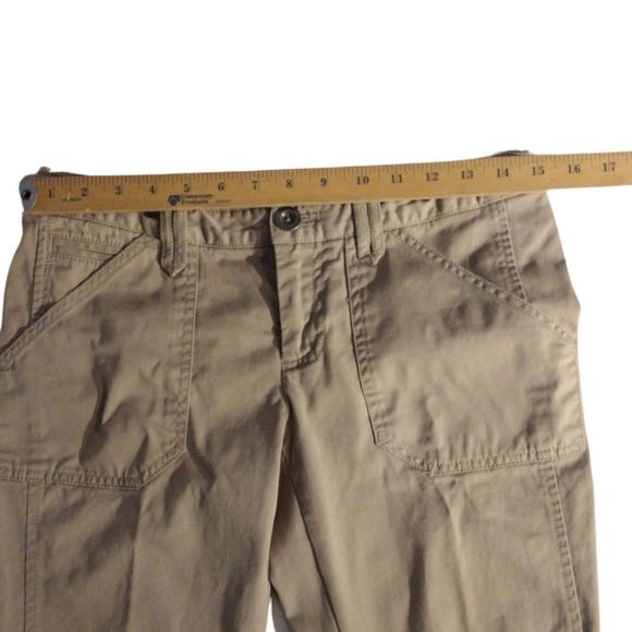 Banana Republic Cropped Stretch Khakis Size 4 Buttons at Ankles EUC - Picture 12 of 12
